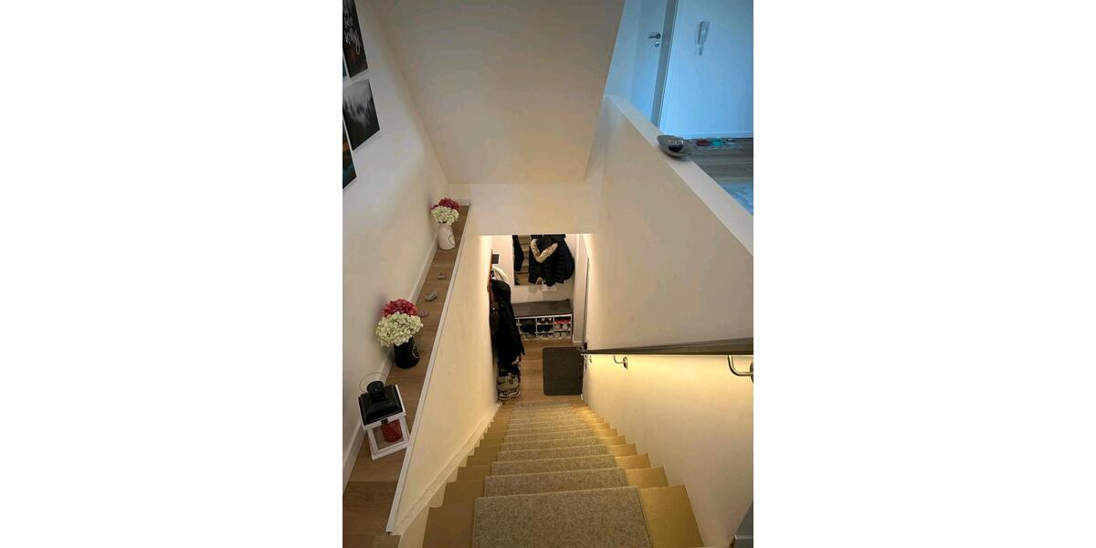 Etagenwohnung Wabern - 4 Zimmer, 125 m&sup2;, 700&euro; | Angebot:26267028