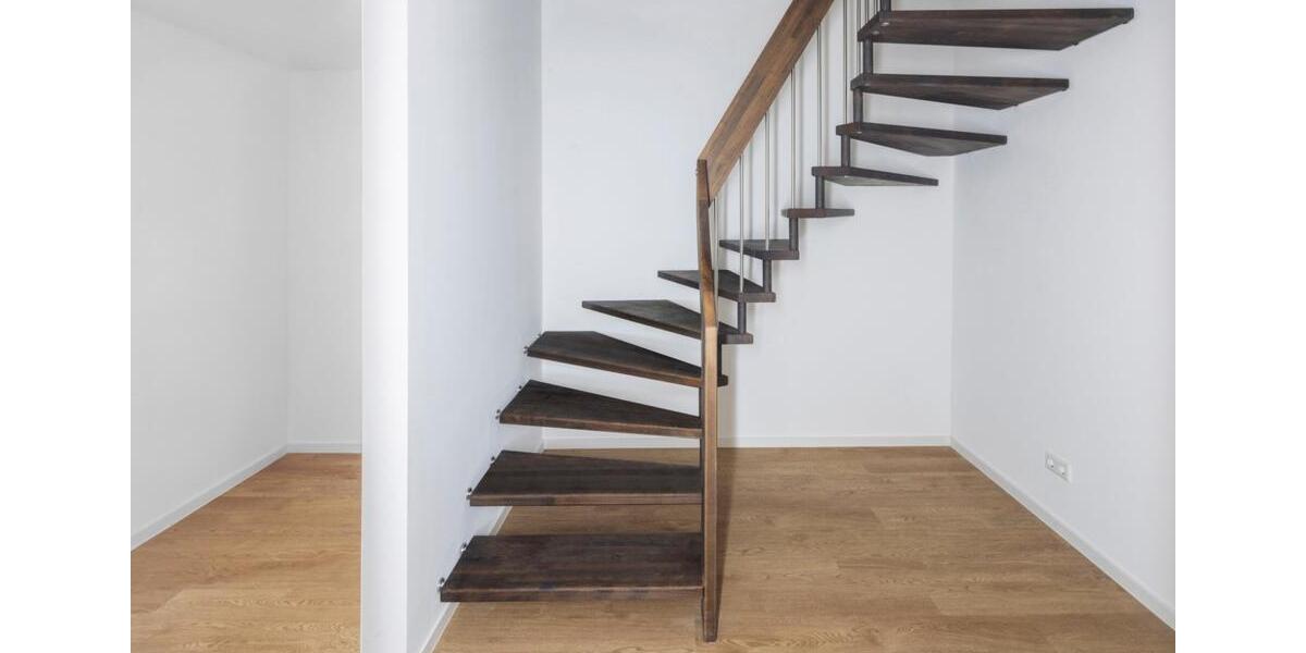 Reihenhaus Stade - 5 Zimmer, 129 m&sup2;, 1.750&euro; | Angebot:26340692