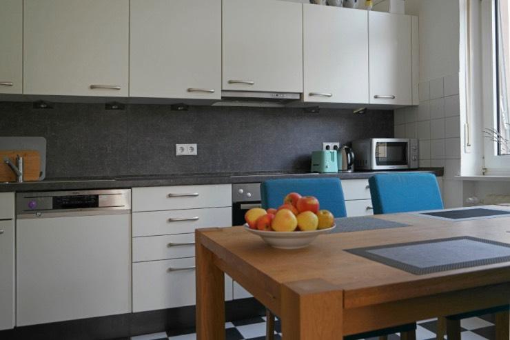 Wohnen auf Zeit Walluf - 1 Zimmer, 14 m&sup2;, 510&euro; | Angebot:26037350