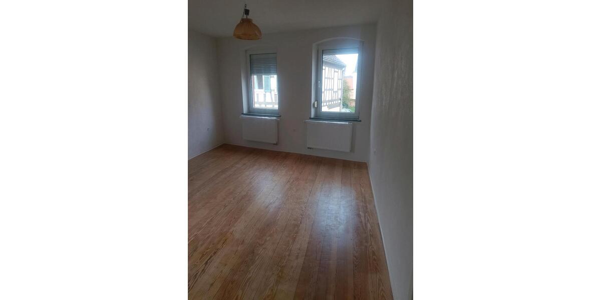 Bauernhaus, Landhaus Klingenmünster - 6 Zimmer, 200 m&sup2;, 1.500&euro; | Angebot:26238176