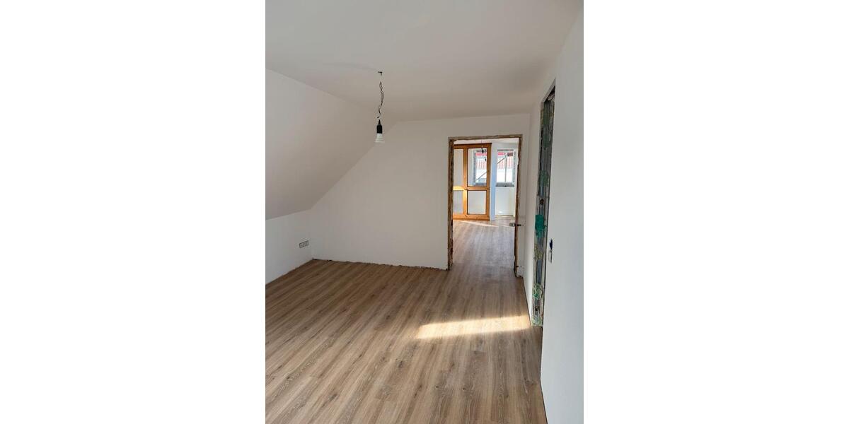 Dachgeschoßwohnung Gehrden - 2.5 Zimmer, 60 m&sup2;, 988&euro; | Angebot:26509526