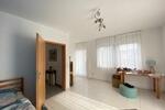 Einfamilienhaus Kaarst - 7.5 Zimmer, 241 m&sup2;, 2.900&euro; | Angebot:26634663