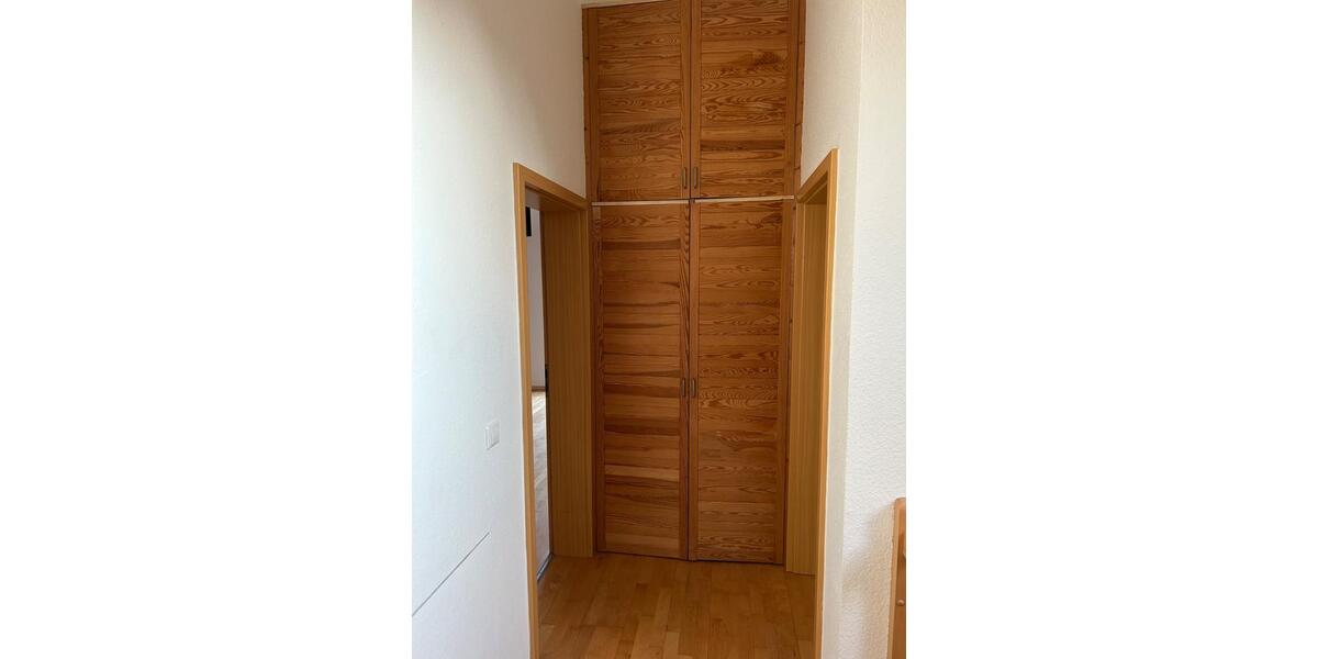 Dachgeschoßwohnung Vilgertshofen - 2 Zimmer, 67 m&sup2;, 750&euro; | Angebot:26480044