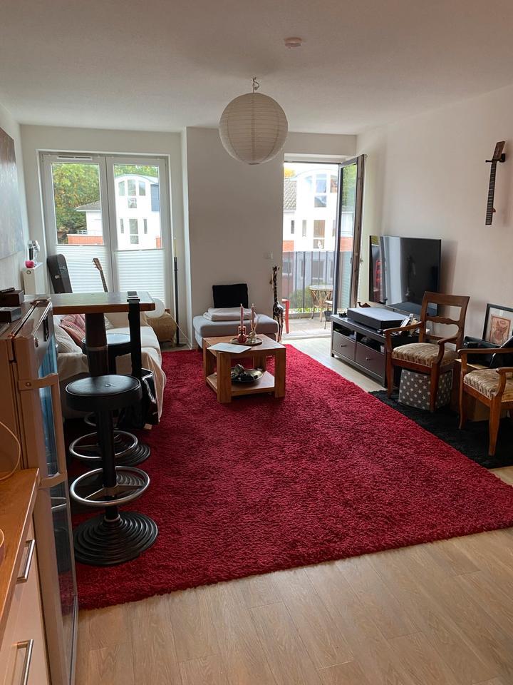 2 Zimmer Wohnung komplett möbliert TV, Internet usw.. zimmer