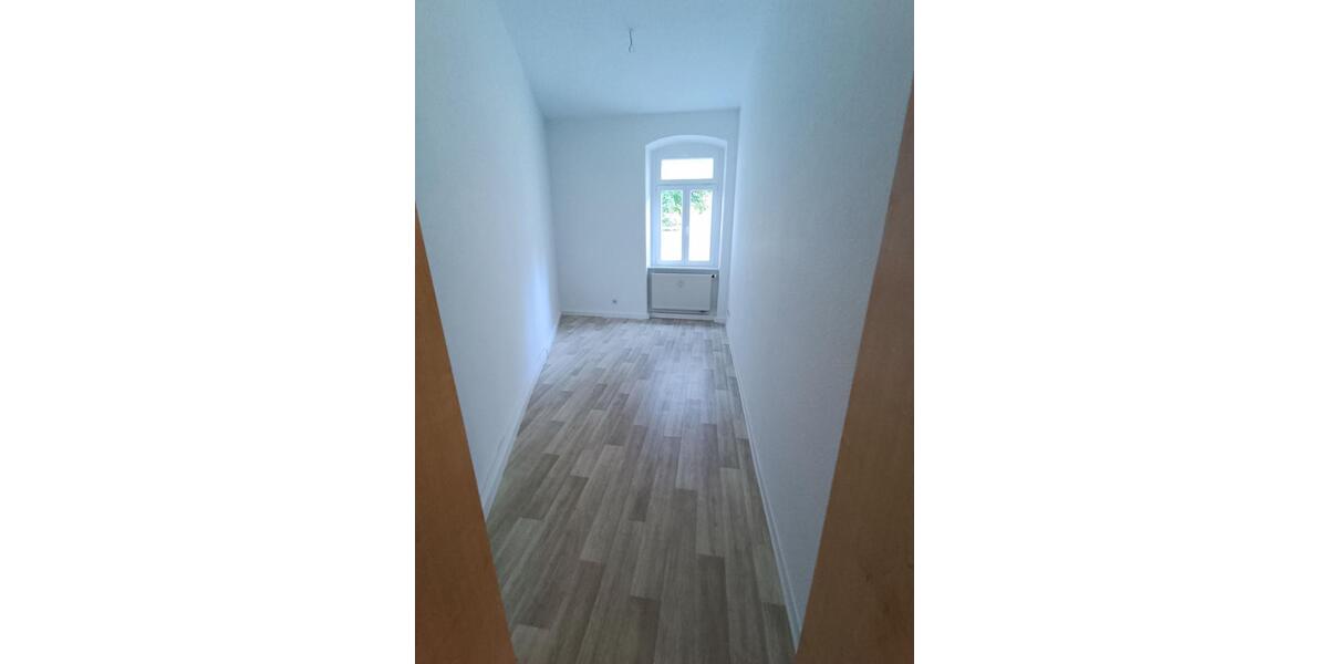 Etagenwohnung Zittau - 4 Zimmer, 87 m&sup2;, 461&euro; | Angebot:26017458