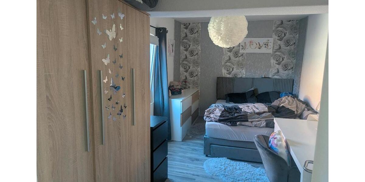 Reihenhaus Übach-Palenberg Palenberg - 5.5 Zimmer, 150 m&sup2;, 1.400&euro; | Angebot:25358177