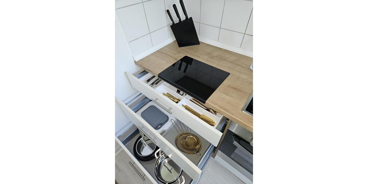 Dachgeschoßwohnung Bremerhaven Geestemünde - 3 Zimmer, 55 m&sup2;, 899&euro; | Angebot:24629262