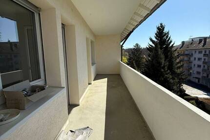 Wohnung Singen (Hohentwiel) Singen - 2 Zimmer, 68 m&sup2;, 700&euro; | Angebot:26081026