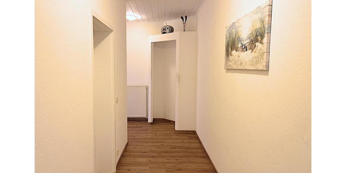Hochparterre Salzwedel - 3 Zimmer, 84 m&sup2;, 630&euro; | Angebot:25921565