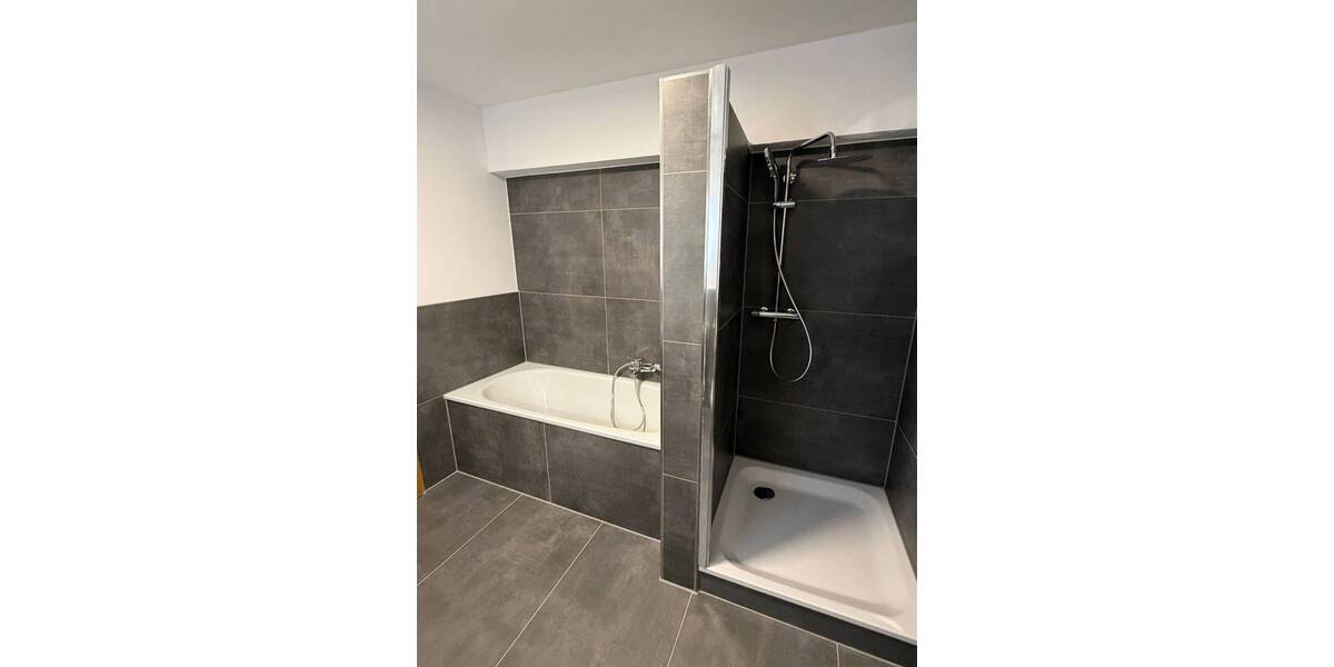 Etagenwohnung Siegburg Dreesch - 3 Zimmer, 86 m&sup2;, 980&euro; | Angebot:26763339