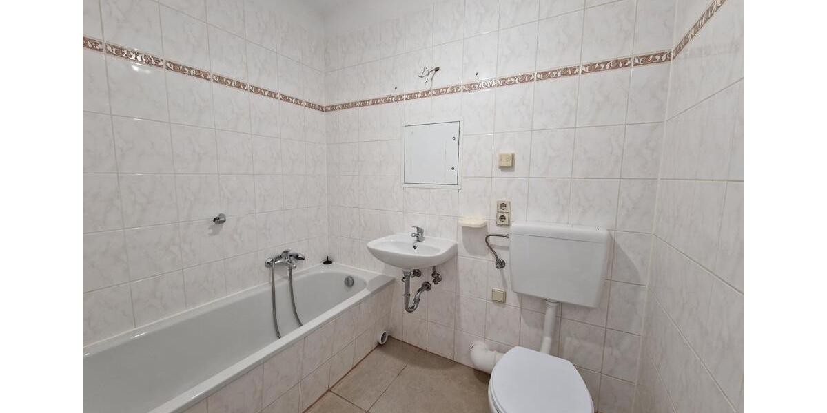 Etagenwohnung Zerbst (Anhalt) - 2 Zimmer, 50 m&sup2;, 255&euro; | Angebot:26264136