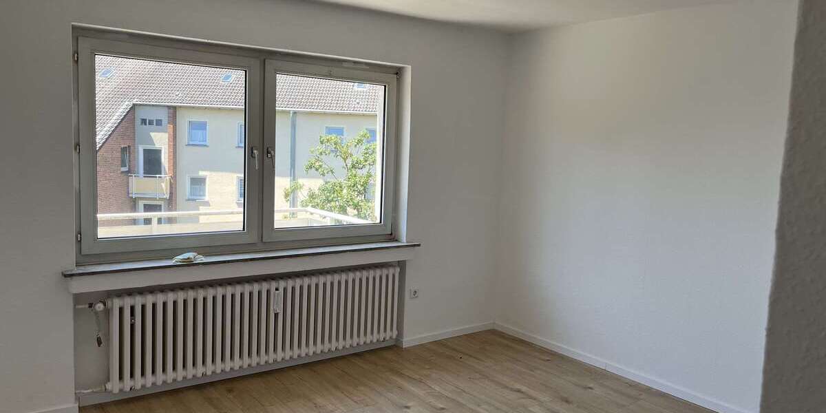 Etagenwohnung Moers - 3 Zimmer, 82 m&sup2;, 745&euro; | Angebot:27267155