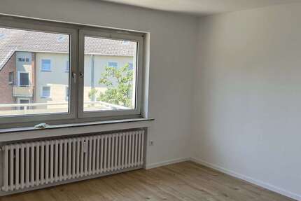 Wohnung Moers - 3 Zimmer, 82 m&sup2;, 745&euro; | Angebot:27267155