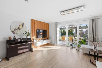 Haus Schulzendorf - 4 Zimmer, 148 m&sup2;, 2.390&euro; | Angebot:26120401