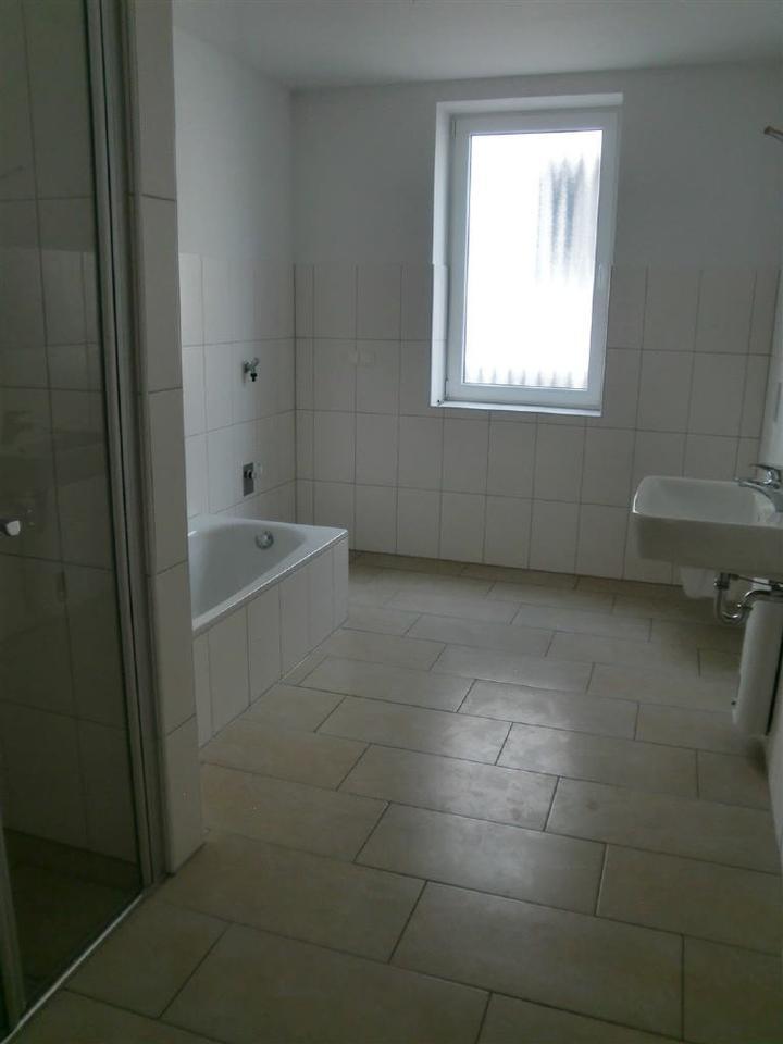 Neuwertige Mietwohnung mit moderner Raumaufteilung nahe der Weser zimmer