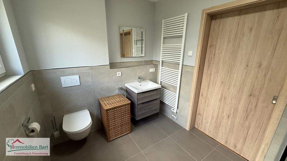 Bungalow Perl / Nennig Nennig - 3 Zimmer, 95 m&sup2;, 1.300&euro; | Angebot:25677841