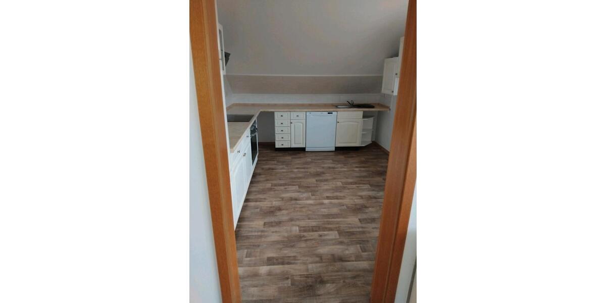 Etagenwohnung Freihung - 4 Zimmer, 90 m&sup2;, 700&euro; | Angebot:26089265