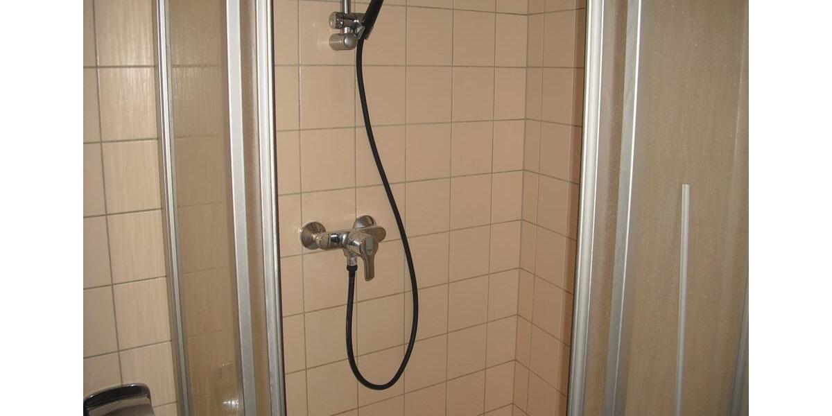 Etagenwohnung Röderland - 2 Zimmer, 67 m&sup2;, 330&euro; | Angebot:26426482