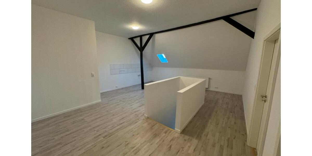 Etagenwohnung Jade - 2.5 Zimmer, 80 m&sup2;, 900&euro; | Angebot:25858527