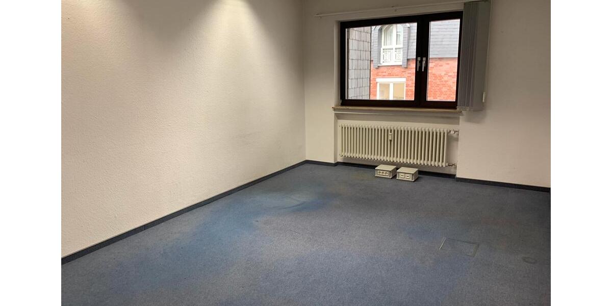 Eitorf-Zentrum: Büro- & Praxisflächen im Zentrum. zimmer