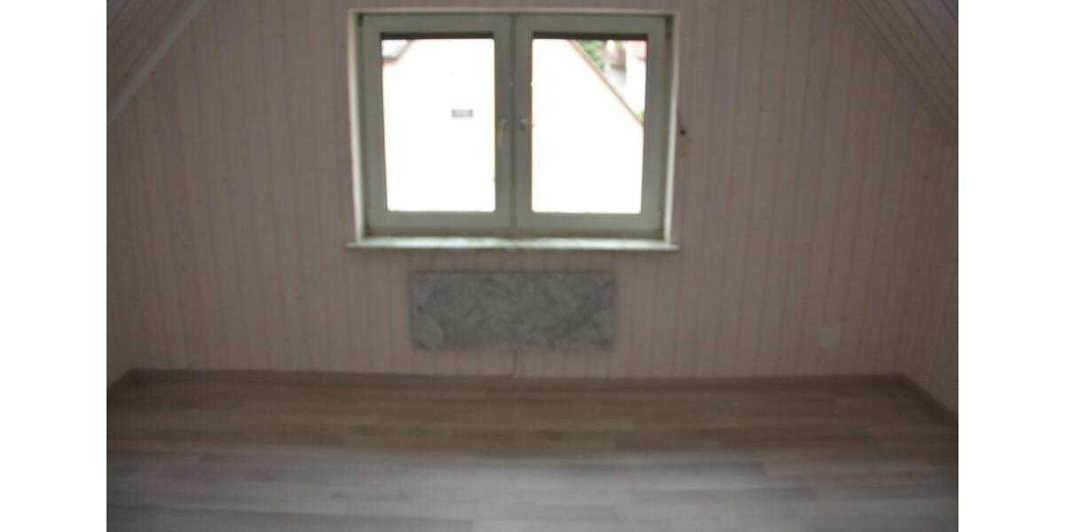 Dachgeschoßwohnung Bietigheim-Bissingen Bissingen - 2 Zimmer, 45 m&sup2;, 600&euro; | Angebot:24740457