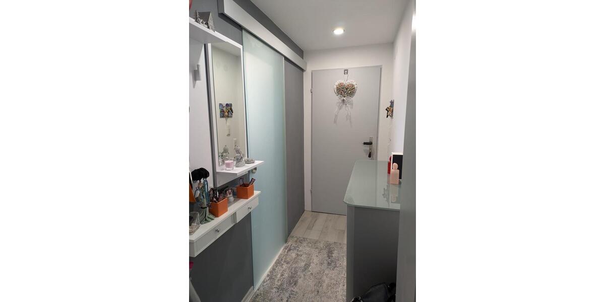 Dachgeschoßwohnung Küssaberg - 1.5 Zimmer, 40 m&sup2;, 660&euro; | Angebot:26697080