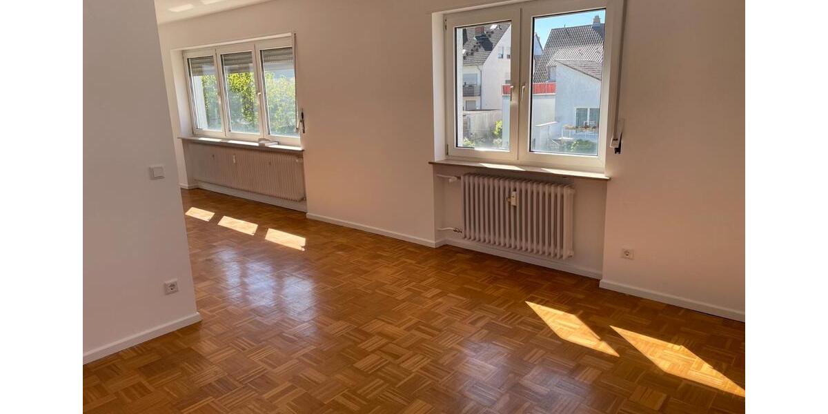 Etagenwohnung Schriesheim - 3.5 Zimmer, 102 m&sup2;, 1.400&euro; | Angebot:26670384