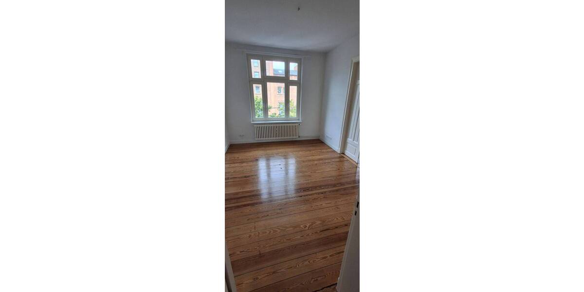 Etagenwohnung Neumünster Innenstadt - 3 Zimmer, 83 m&sup2;, 669&euro; | Angebot:23981225
