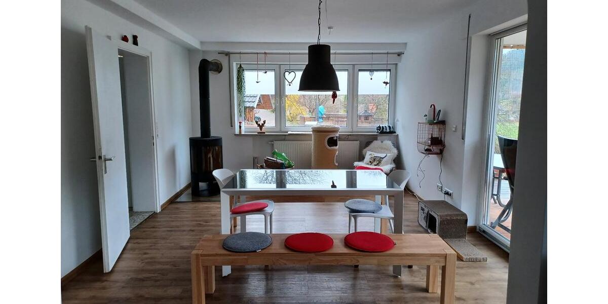Erdgeschoßwohnung Alpirsbach - 2.5 Zimmer, 84 m&sup2;, 650&euro; | Angebot:25636958