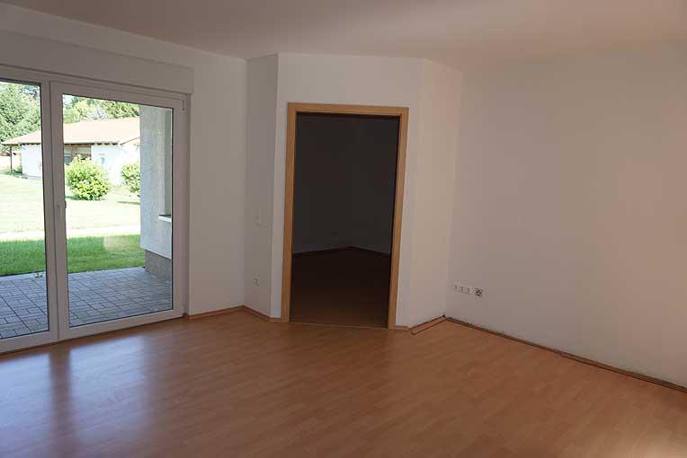 Immodrom: barrierefreie Wohnung in Hakeborn, auf Wunsch Betreuung - Erdgeschoßwohnung Börde-Hakel Hakeborn | Angebot:27070126