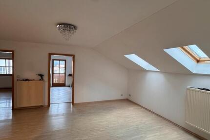 Wohnung Grafling - 4 Zimmer, 90 m&sup2;, 800&euro; | Angebot:25989362