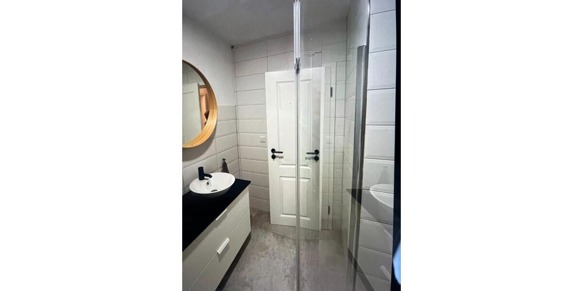 Wohnen auf Zeit Löningen - 7 Zimmer, 200 m&sup2;, 45&euro; | Angebot:25037432