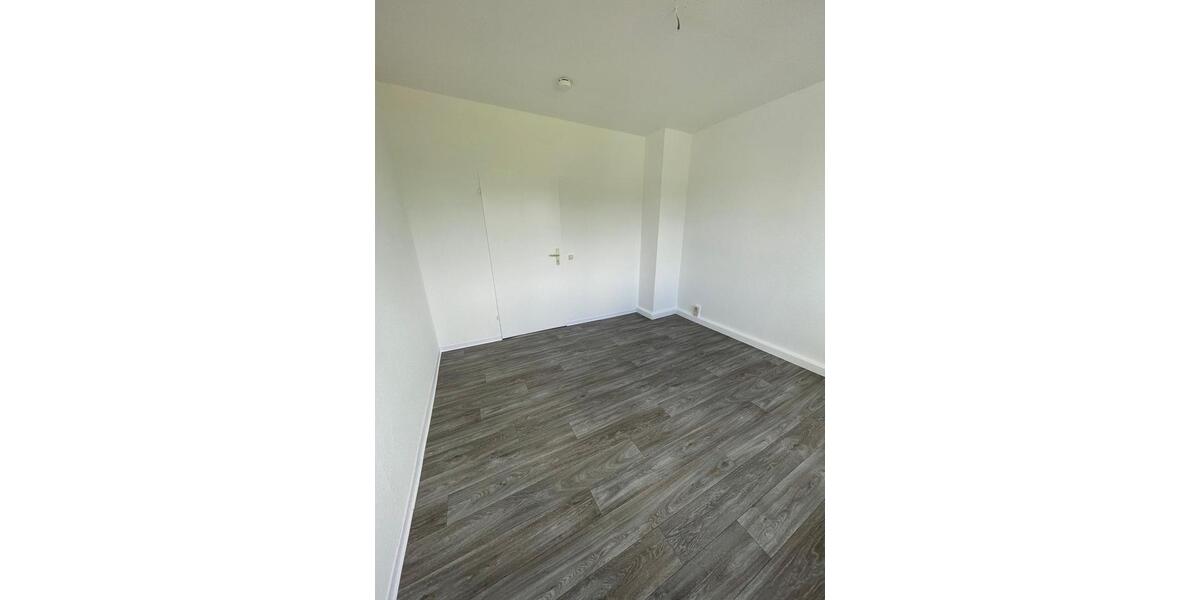 Erdgeschoßwohnung Wurzbach - 1 Zimmer, 25 m&sup2;, 175&euro; | Angebot:26070751
