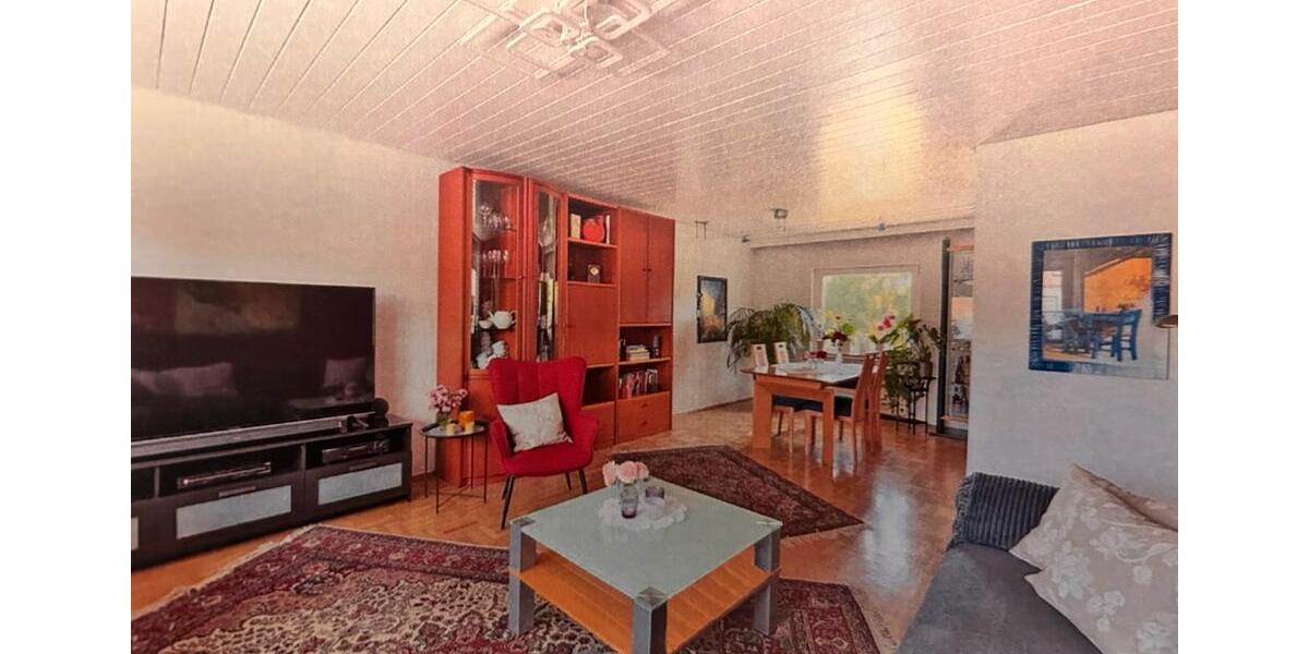 Etagenwohnung Bückeburg - 4 Zimmer, 111 m&sup2;, 850&euro; | Angebot:24842256