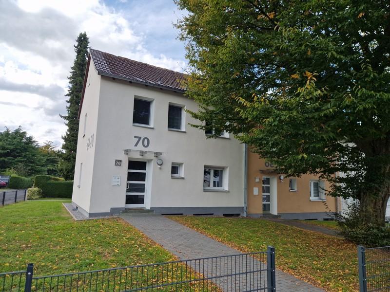Das Glück hat ein Zuhause: barrierearme 2-Raum-Wohnung in gepflegtem Zweifamilienhaus zimmer