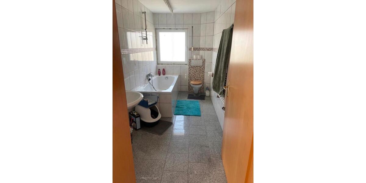 Etagenwohnung Wassenberg - 5 Zimmer, 63 m&sup2;, 900&euro; | Angebot:25170779