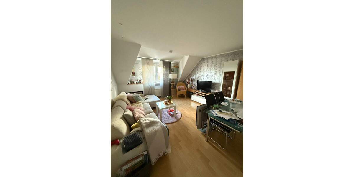 Etagenwohnung Krefeld Cracau - 3 Zimmer, 65 m&sup2;, 620&euro; | Angebot:23842383