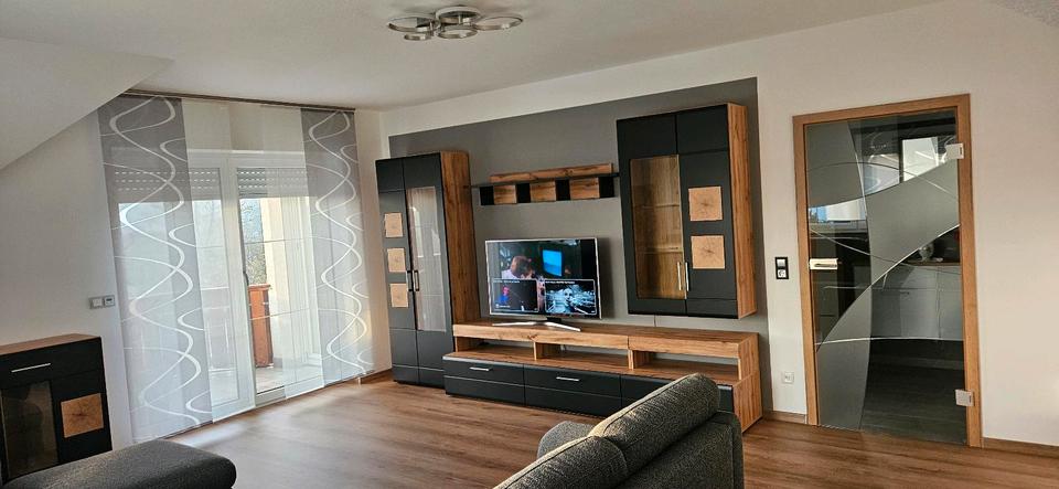 Dachgeschoßwohnung Buttenwiesen - 3 Zimmer, 72 m&sup2;, 1.000&euro; | Angebot:24400878