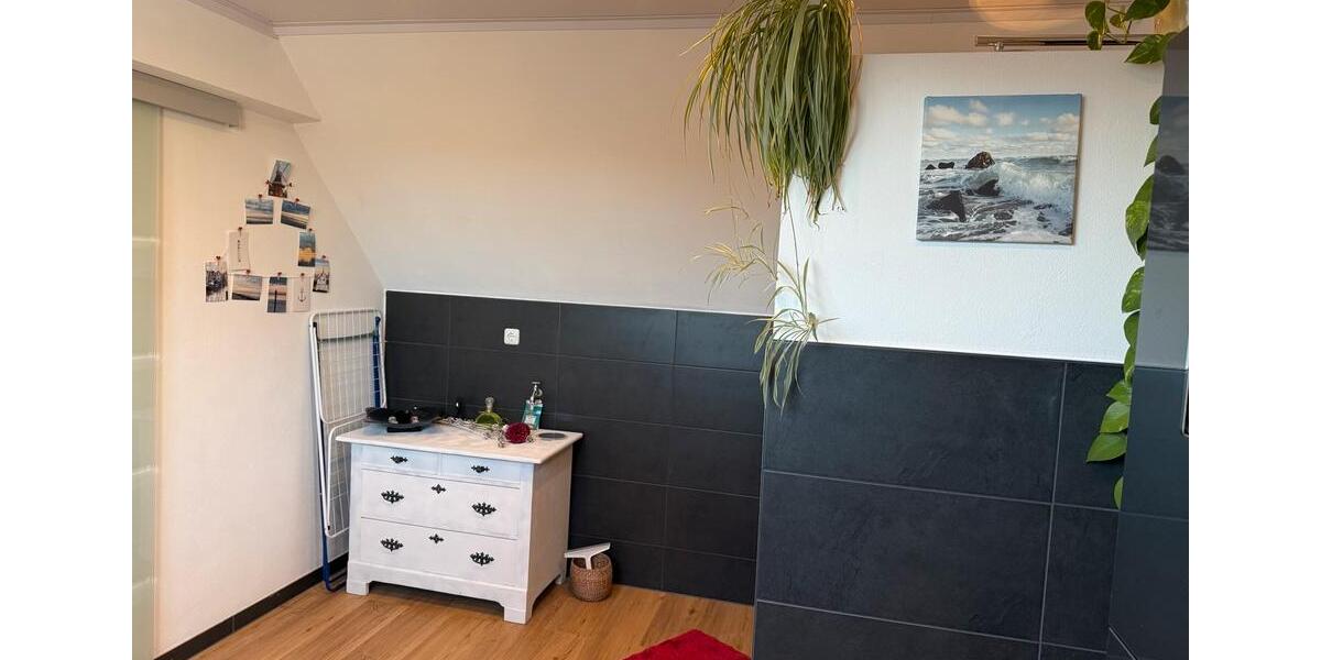 Dachgeschoßwohnung Lahntal - 1 Zimmer, 75 m&sup2;, 750&euro; | Angebot:26254523