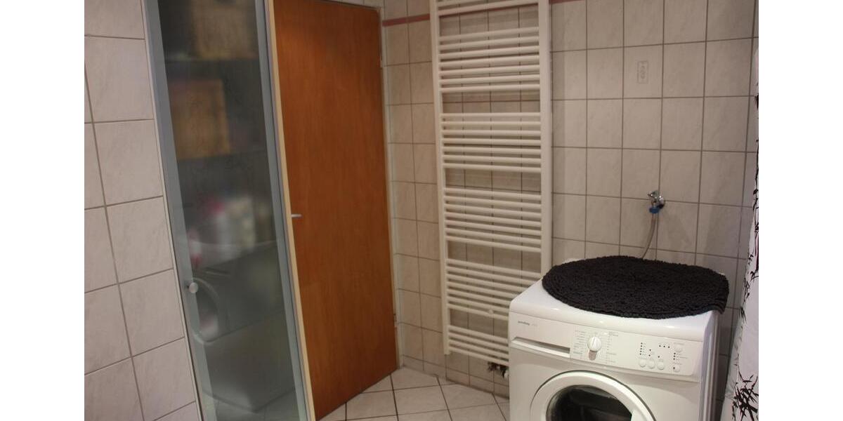Erdgeschoßwohnung Untergruppenbach - 2.5 Zimmer, 83 m&sup2;, 900&euro; | Angebot:25645078
