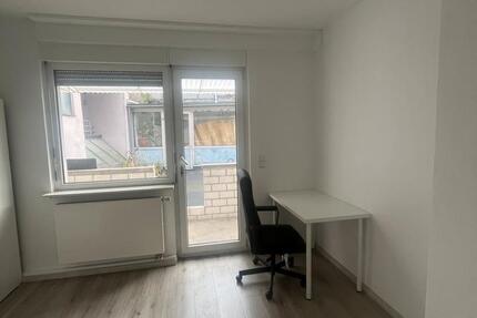 Zimmer in 3-WG - im Herzen von Darmstadt, Marktplatz 3 zimmer