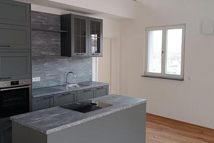 Wohnung Oettingen in Bayern - 3 Zimmer, 103 m&sup2;, 1.200&euro; | Angebot:24877175