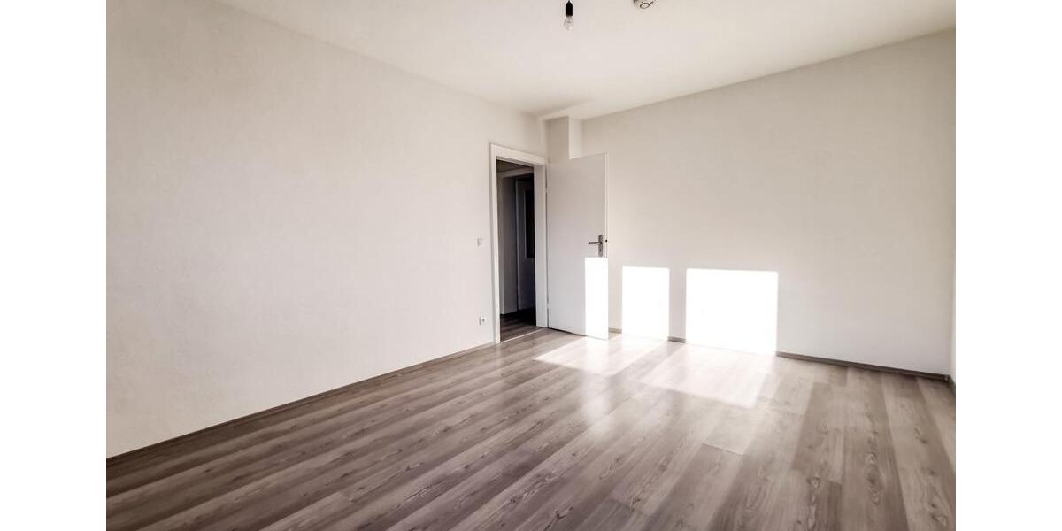 Etagenwohnung Mülheim an der Ruhr Heißen - 4 Zimmer, 80 m&sup2;, 699&euro; | Angebot:26023862