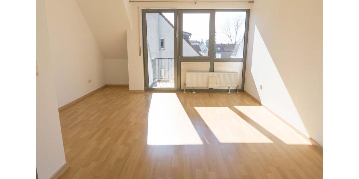 Dachgeschoßwohnung Neumarkt in der Oberpfalz Altenhof - 2 Zimmer, 50 m&sup2;, 600&euro; | Angebot:25456514