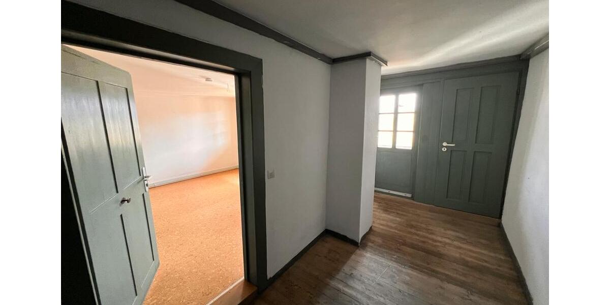 Etagenwohnung Hechingen - 5 Zimmer, 105 m&sup2;, 600&euro; | Angebot:26699903