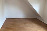 Dachgeschoßwohnung Geiselhöring - 3.5 Zimmer, 84 m&sup2;, 780&euro; | Angebot:25907817