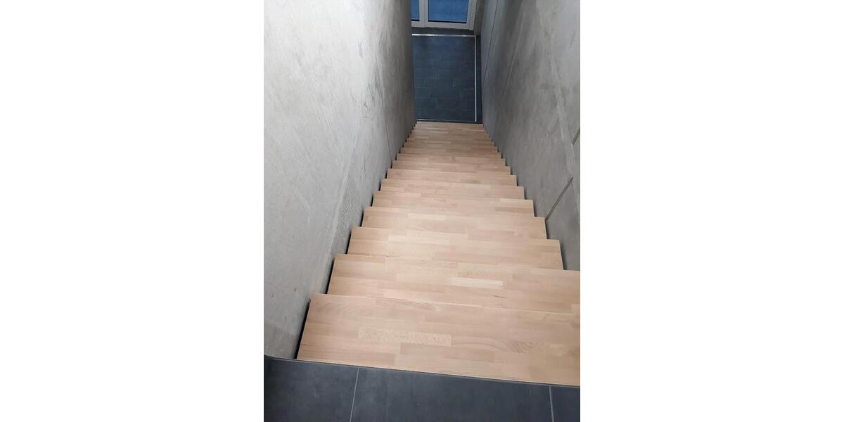 Neu - €8qm - 4 x 275qm oder 1.100qm, Tiefgarage mit 19x E-Ladestationen, Aufzug, Klimatisiert zimmer