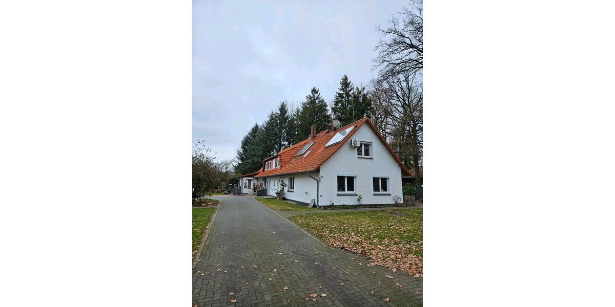 Doppelhaushälfte in Fintel, 130 m ² Miete 975 € 3 zimmer