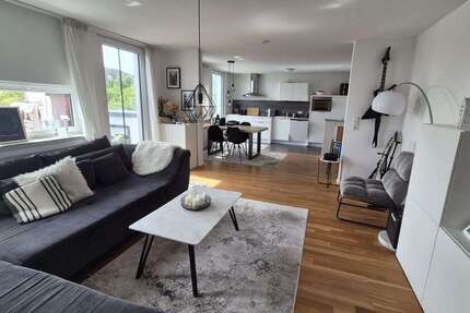 Wohnung Frankfurt - 2 Zimmer, 81 m&sup2;, 1.215&euro; | Angebot:26756959