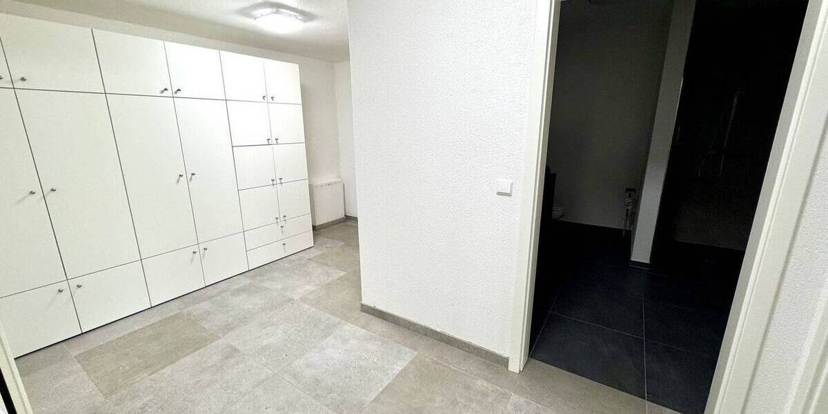 Etagenwohnung Kaiserslautern Innenstadt - 2 Zimmer, 82 m&sup2;, 820&euro; | Angebot:26514986